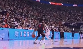 开云APP-连续离谱失误葬送胜利 江苏上海生死战令人看不懂